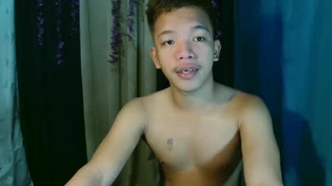 Snapshot of bexyourxman chatting on 01/19/25, 02:47 Adrian online show from 01/19/25, 02:47