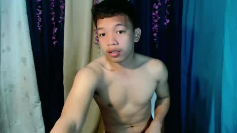 Snapshot of bexyourxman chatting on 01/25/25, 01:54 Adrian online show from 01/25/25, 01:54