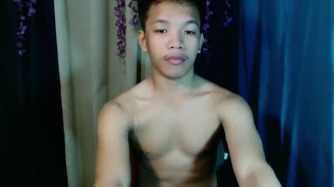 Snapshot of bexyourxman chatting on 01/29/25, 03:04 Adrian online show from 01/29/25, 03:04