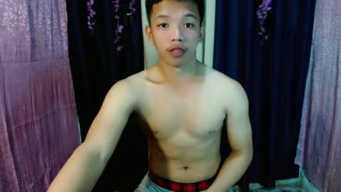 Snapshot of bexyourxman chatting on 02/23/25, 08:49 Adrian online show from 02/23/25, 08:49