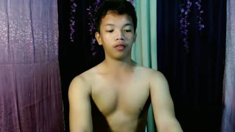 Snapshot of bexyourxman chatting on 03/11/25, 07:58 Adrian online show from 03/11/25, 07:58