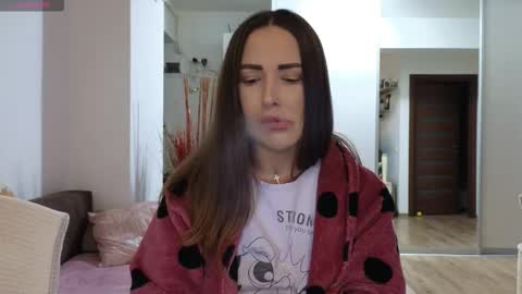   BeyonceDoll       Twitter DollBeyonce    online show from 02/26/26, 07:24