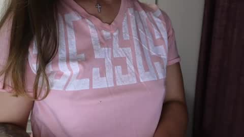   BeyonceDoll       Twitter DollBeyonce    online show from 05/22/26, 06:46