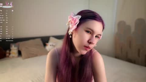 Eliz online show from 09/17/25, 01:51