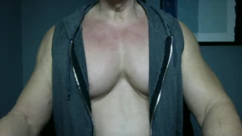 BGDKMUSCLEGUY - SELECTED BY CHATURBATE AS A TOP BROADCASTER FOR 2023 online show from 12/23/24, 06:11