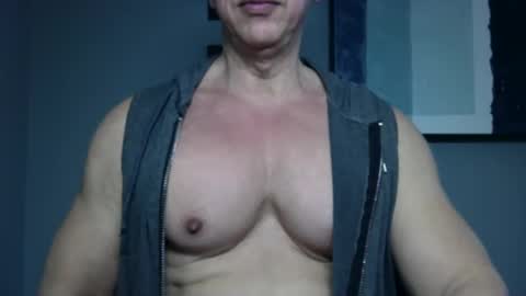 BGDKMUSCLEGUY - SELECTED BY CHATURBATE AS A TOP BROADCASTER FOR 2023 online show from 01/26/25, 06:27