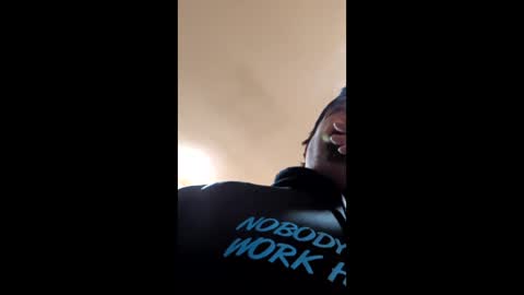 Snapshot of bgiamba21 chatting on 04/19/26, 09:28 bgiamba21 online show from 04/19/26, 09:28