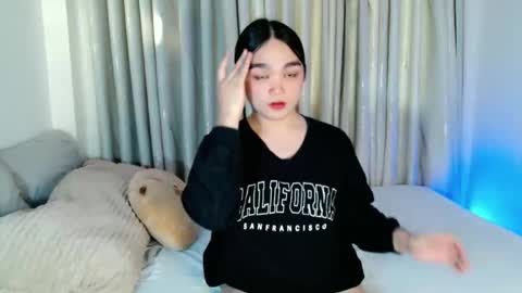 Snapshot of bhabytrans69 chatting on 12/14/25, 11:42 BHABY 3 online show from 12/14/25, 11:42