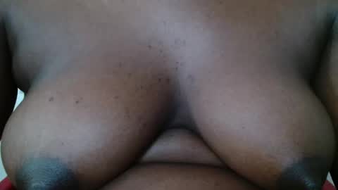 Snapshot of bhadgurl88 chatting on 04/24/26, 06:05 bhadgurl88 online show from 04/24/26, 06:05