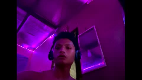 bhillrhey121103 online show from 01/05/25, 04:48