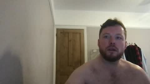 Snapshot of bhm2022 chatting on 09/28/25, 12:21 bhm2022 online show from 09/28/25, 12:21