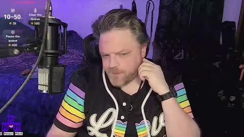 Bi Master Mack online show from 04/17/26, 10:51