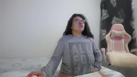 Snapshot of bianca_boobs chatting on 10/29/25, 09:22 Bianca Tuesday to Sunday from 2am to 6am UTC-5 online show from 10/29/25, 09:22