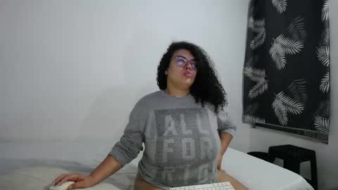Snapshot of bianca_boobs chatting on 04/19/26, 09:19 Bianca Tuesday to Sunday from 2am to 6am UTC-5 online show from 04/19/26, 09:19