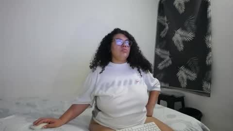 Snapshot of bianca_boobs chatting on 05/20/26, 09:15 Bianca Tuesday to Sunday from 2am to 6am UTC-5 online show from 05/20/26, 09:15