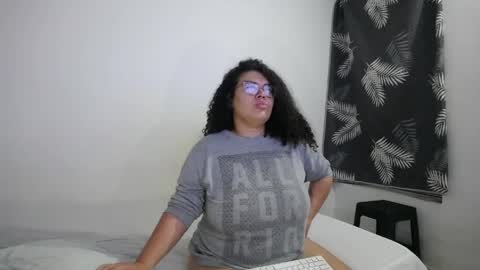 Snapshot of bianca_boobs chatting on 05/26/26, 09:16 Bianca Tuesday to Sunday from 2am to 6am UTC-5 online show from 05/26/26, 09:16