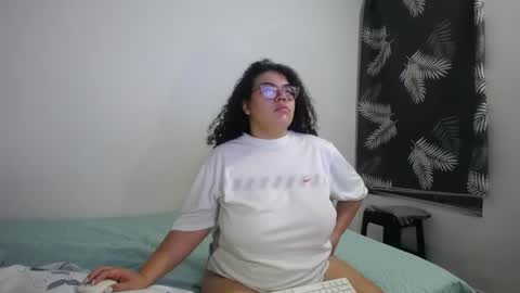 Snapshot of bianca_boobs chatting on 06/18/26, 09:09 Bianca Tuesday to Sunday from 2am to 6am UTC-5 online show from 06/18/26, 09:09