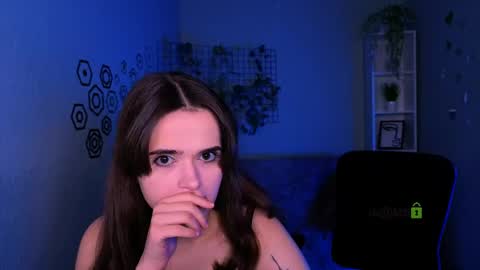 Snapshot of bianca_bright chatting on 04/20/26, 11:02 Bia online show from 04/20/26, 11:02