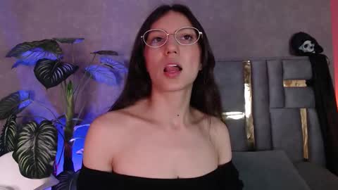 Bianca online show from 10/22/25, 03:07