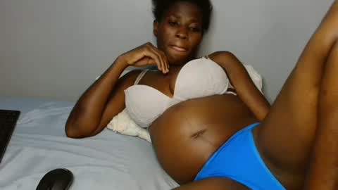 Snapshot of bianca_lue chatting on 06/26/26, 02:16 bianca baby online show from 06/26/26, 02:16