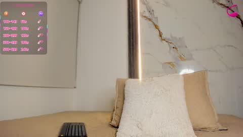 bianca_onyx online show from 11/22/25, 01:59