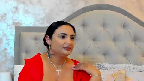 Snapshot of bianca_vale chatting on 07/05/26, 05:47 Bianca Vale online show from 07/05/26, 05:47