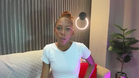 Snapshot of biancaa__18 chatting on 10/26/25, 11:38 biancaa__18 online show from 10/26/25, 11:38