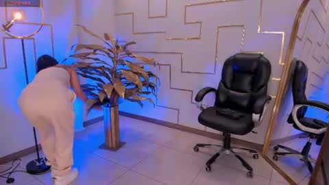 Snapshot of biancapierce_ chatting on 07/24/26, 12:14 Bianca Pierce online show from 07/24/26, 12:14