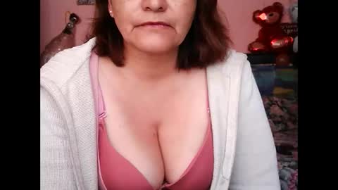 Snapshot of biancasteel chatting on 04/26/26, 04:48 biancasteel online show from 04/26/26, 04:48