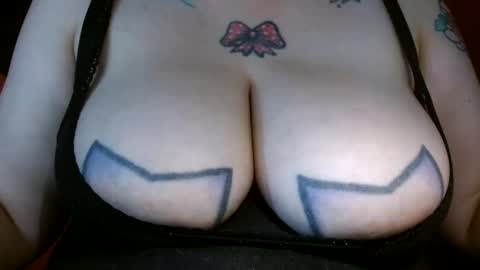 bianca online show from 02/03/25, 02:02