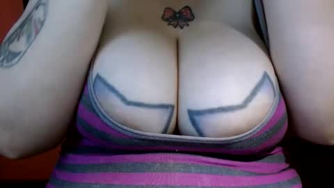 Snapshot of bianka_star_ chatting on 02/02/26, 01:54 bianca online show from 02/02/26, 01:54