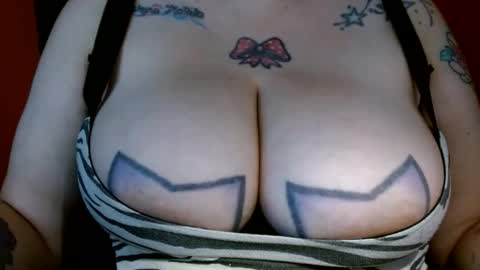 Snapshot of bianka_star_ chatting on 02/12/26, 01:50 bianca online show from 02/12/26, 01:50