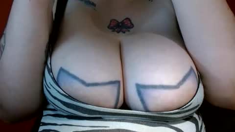 Snapshot of bianka_star_ chatting on 02/20/26, 01:22 bianca online show from 02/20/26, 01:22