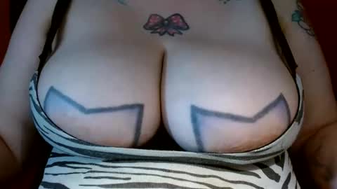 Snapshot of bianka_star_ chatting on 04/22/26, 12:50 bianca online show from 04/22/26, 12:50
