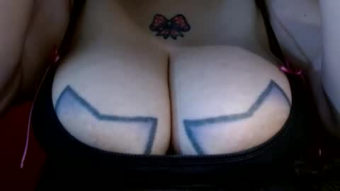 Snapshot of bianka_star_ chatting on 05/07/26, 12:32 bianca online show from 05/07/26, 12:32