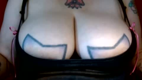 Snapshot of bianka_star_ chatting on 06/13/26, 02:26 bianca online show from 06/13/26, 02:26