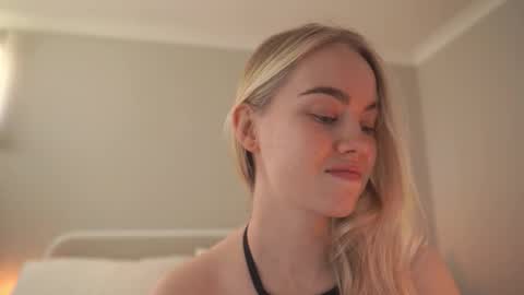 Snapshot of bibi_it_is chatting on 03/08/26, 02:37 Bibi online show from 03/08/26, 02:37