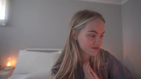 Snapshot of bibi_it_is chatting on 03/13/26, 01:45 Bibi online show from 03/13/26, 01:45