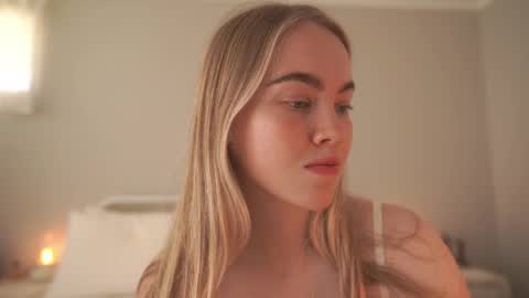 Snapshot of bibi_it_is chatting on 04/03/26, 06:22 Bibi online show from 04/03/26, 06:22