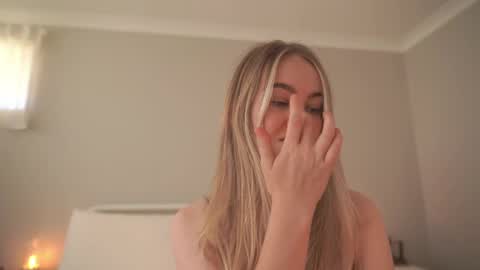 Snapshot of bibi_it_is chatting on 04/11/26, 07:45 Bibi online show from 04/11/26, 07:45