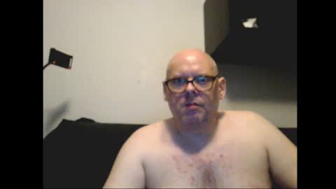 Snapshot of bicduk chatting on 07/08/26, 02:16 bicduk online show from 07/08/26, 02:16
