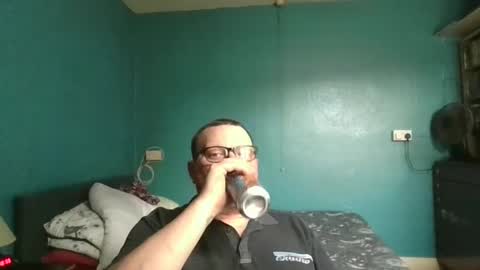 Snapshot of bidan1986 chatting on 01/17/25, 10:55 bigdan1986 online show from 01/17/25, 10:55