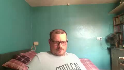 Snapshot of bidan1986 chatting on 09/22/25, 11:01 bigdan1986 online show from 09/22/25, 11:01