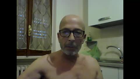 Snapshot of big23italy chatting on 06/01/26, 09:33 big23italy online show from 06/01/26, 09:33