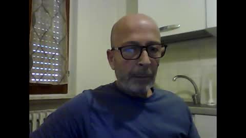 Snapshot of big23italy chatting on 06/07/26, 12:09 big23italy online show from 06/07/26, 12:09