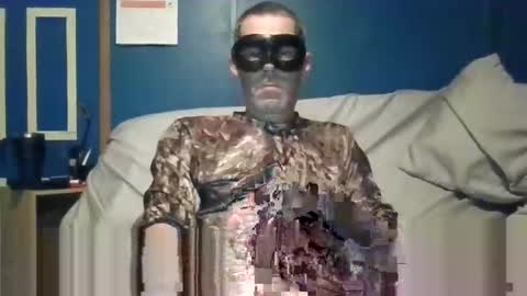 Snapshot of big9inchsnake chatting on 12/18/24, 07:04 big9inchsnake online show from 12/18/24, 07:04