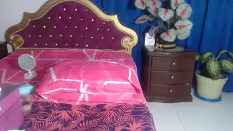 Snapshot of big_boobshot chatting on 02/03/25, 07:18 Marcela online show from 02/03/25, 07:18