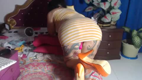 Snapshot of big_boobshot chatting on 02/13/25, 05:58 Marcela online show from 02/13/25, 05:58