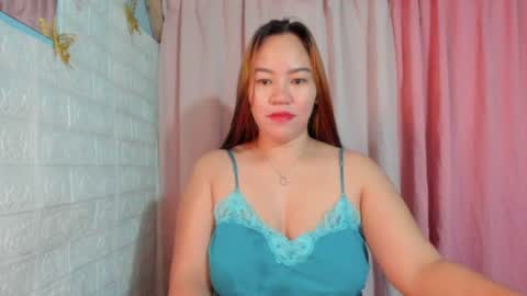 Snapshot of big_buttasian chatting on 06/21/26, 10:45 Grace - online show from 06/21/26, 10:45
