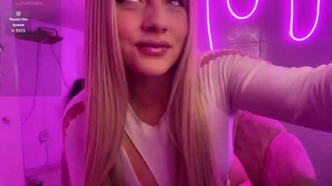 Snapshot of big_clit71 chatting on 05/24/26, 03:00 angela online show from 05/24/26, 03:00